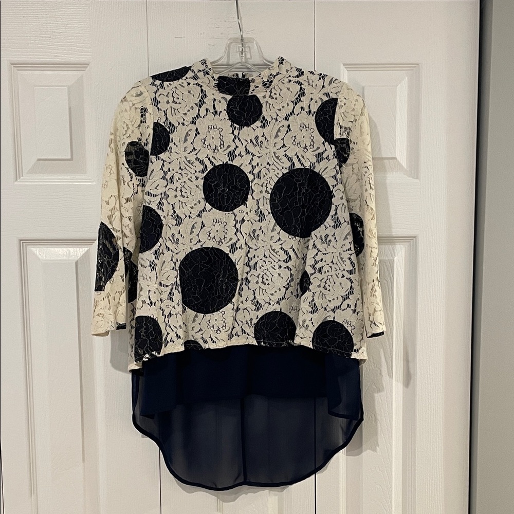 HD in Paris Navy and Cream Patterned Blouse